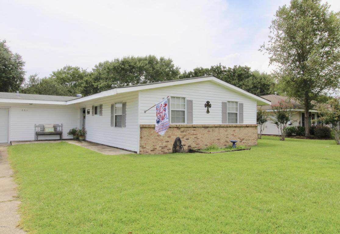 2311 Belair St - Photo 1