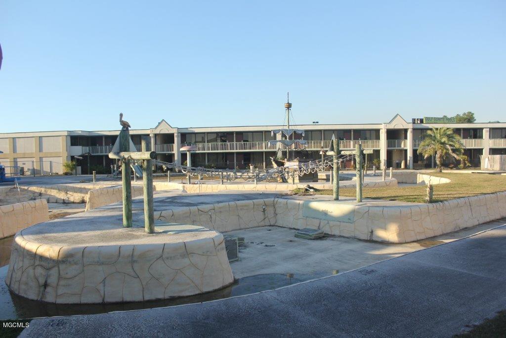 404 Hwy 90 - Photo 1