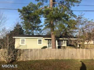2319 Forrest St - Photo 1