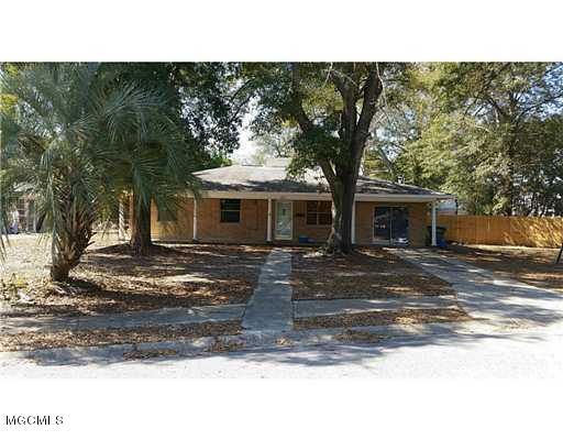 1014 Augustine Dr - Photo 1