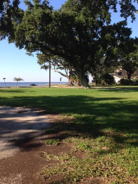 858 Beach Blvd - Photo 1