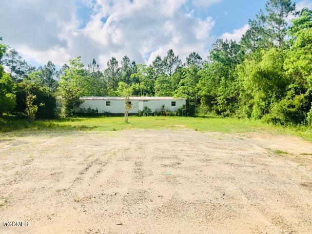 13354 Larkin Dr - Photo 1