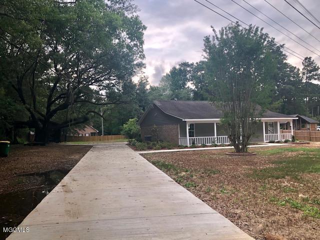 17225 C E Nall Rd - Photo 1