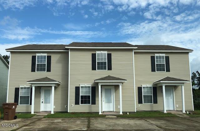 17251 Avondale Cir - Photo 1
