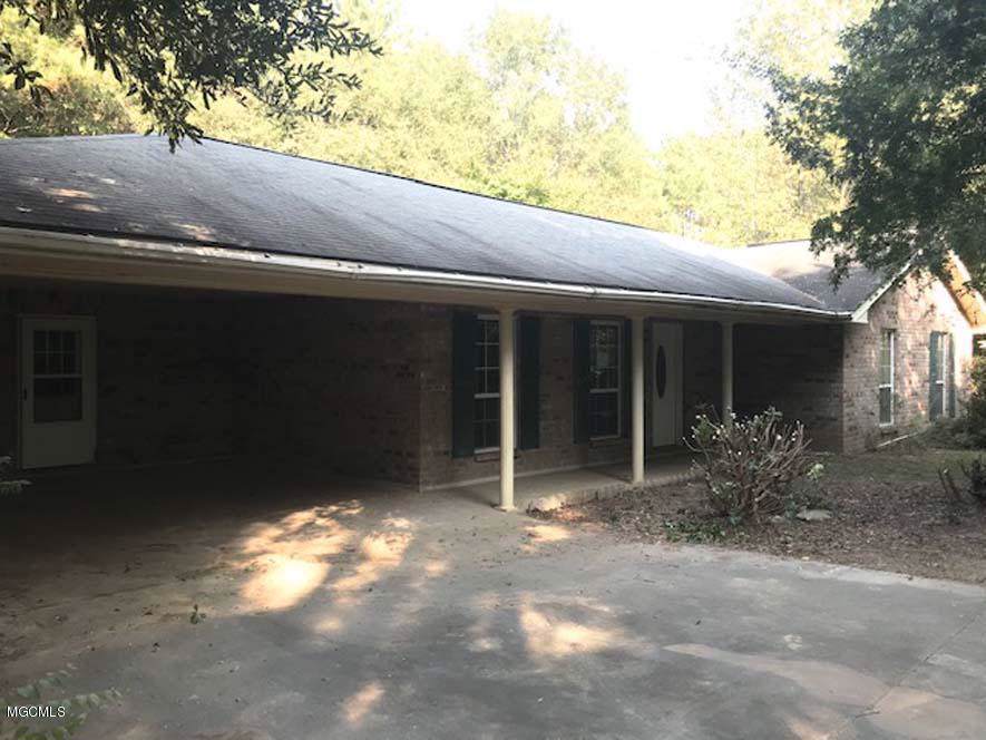 2648 Highway 13 - Photo 1