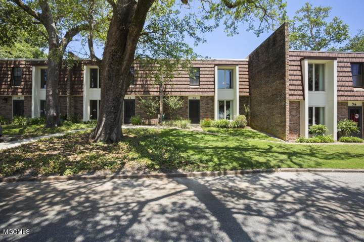 527 Front Beach Dr - Photo 1