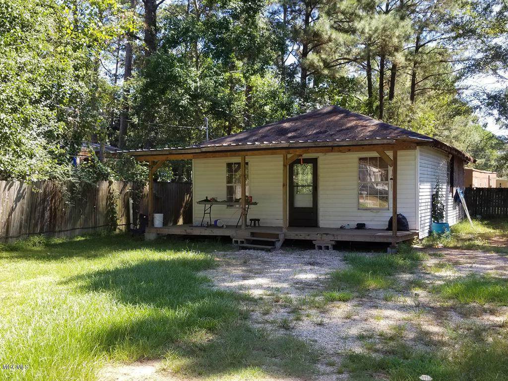 112 Daisy Dr - Photo 1