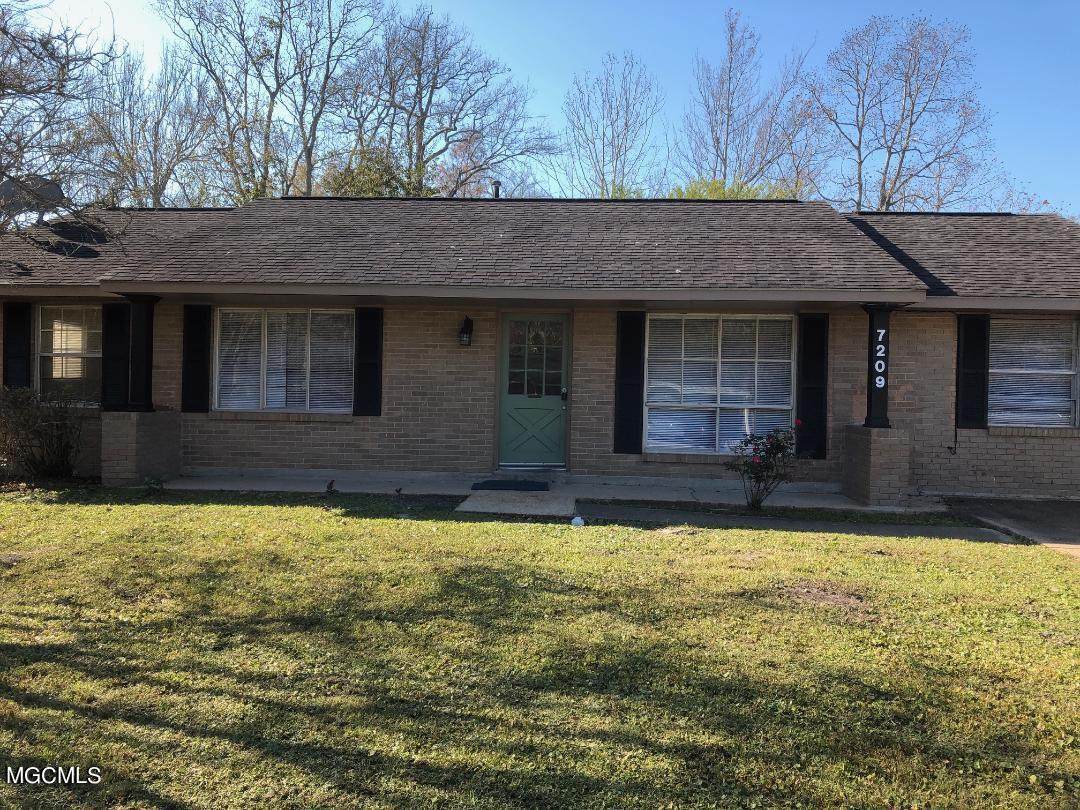 7209 Melrose Dr - Photo 1