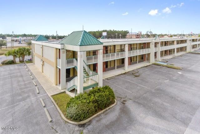 404 Hwy 90 - Photo 1
