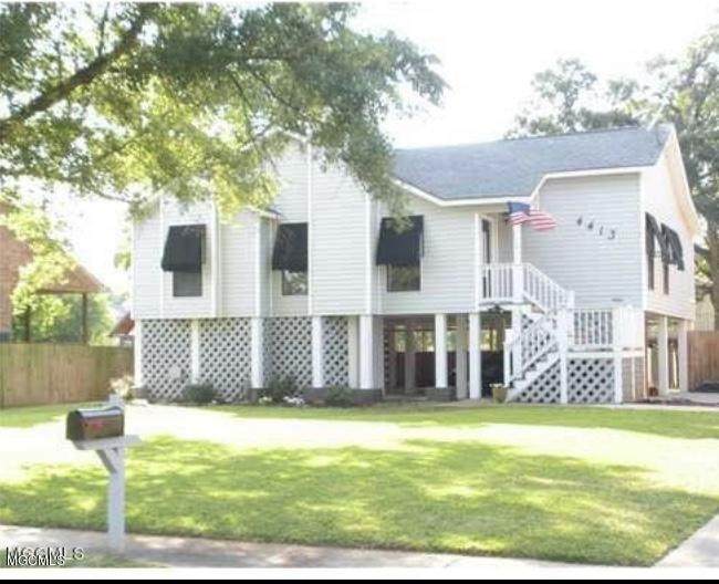 4413 Washington Ave - Photo 1