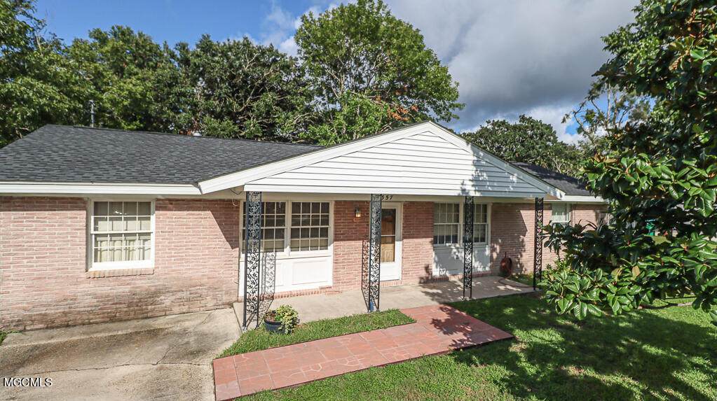 357 Jim Money Rd - Photo 1