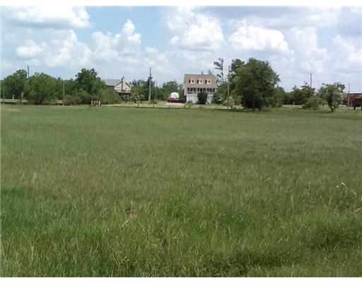 236 Tarpon Dr - Photo 1