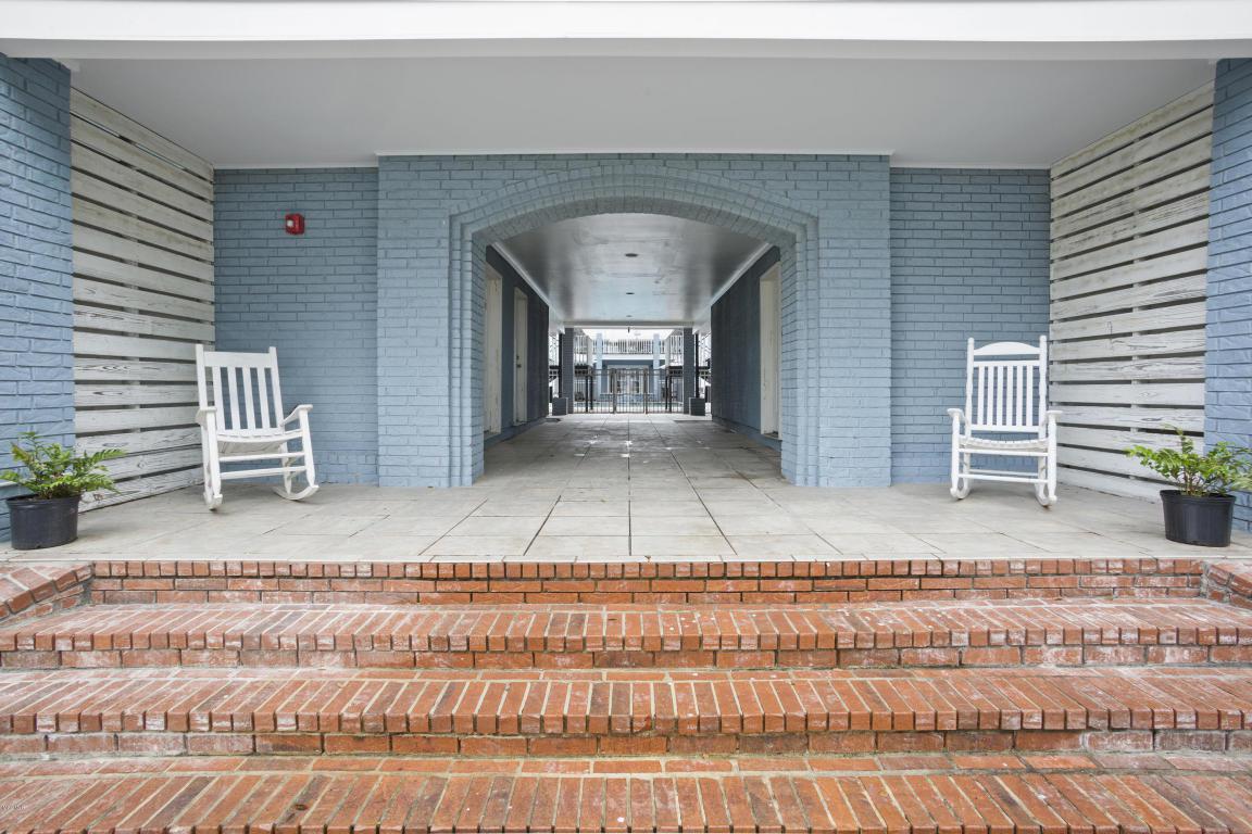 1282 Beach Blvd - Photo 1