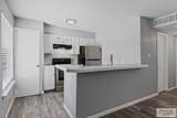 910 Adams - Photo 4
