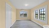 284 Corona Crescent Cir. - Photo 10
