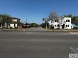 608 Sam Houston - Photo 4