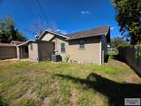 484 Charles - Photo 18