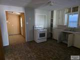 484 Charles - Photo 9