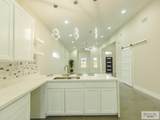 2612 Elyssa Dr - Photo 5