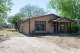 209 Huisache St. - Photo 2