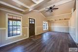 209 Huisache St. - Photo 4