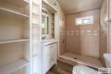 209 Huisache St. - Photo 8