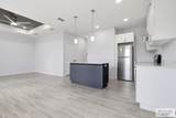 1609 Clinton St - Photo 10
