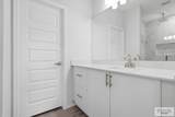 1609 Clinton St - Photo 14