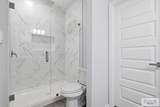 1609 Clinton St - Photo 15