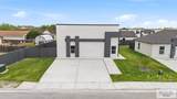1609 Clinton St - Photo 2