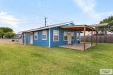 304 Bayshore Dr - Photo 4