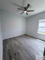 1704 Clinton St - Photo 15