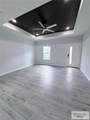 1704 Clinton St - Photo 3