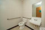 902 Airport Dr - Photo 15