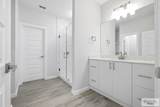 1600 Clinton St - Photo 11
