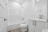 1600 Clinton St - Photo 13