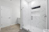 1600 Clinton St - Photo 24