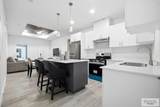 1600 Clinton St - Photo 3