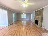 902 Parkwood Dr - Photo 11