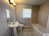902 Parkwood Dr - Photo 6