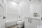 1604 Clinton St - Photo 10