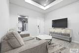 1604 Clinton St - Photo 4