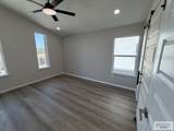 324 Liberty Cir - Photo 4
