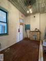 902 Adams - Photo 32