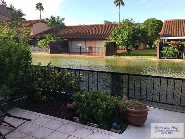 8 Waterfront - Photo 1