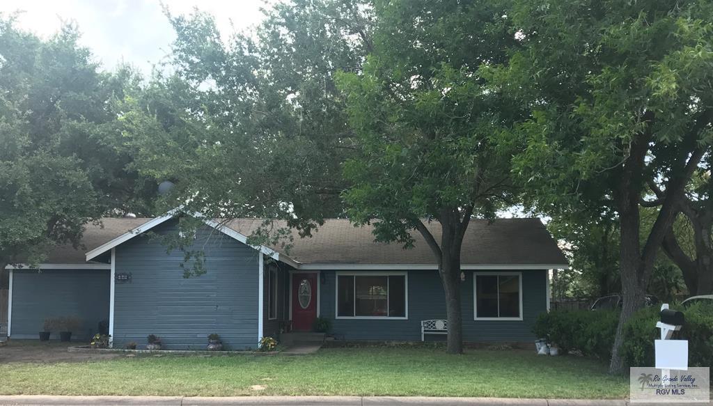 212 11TH ST. - Photo 1