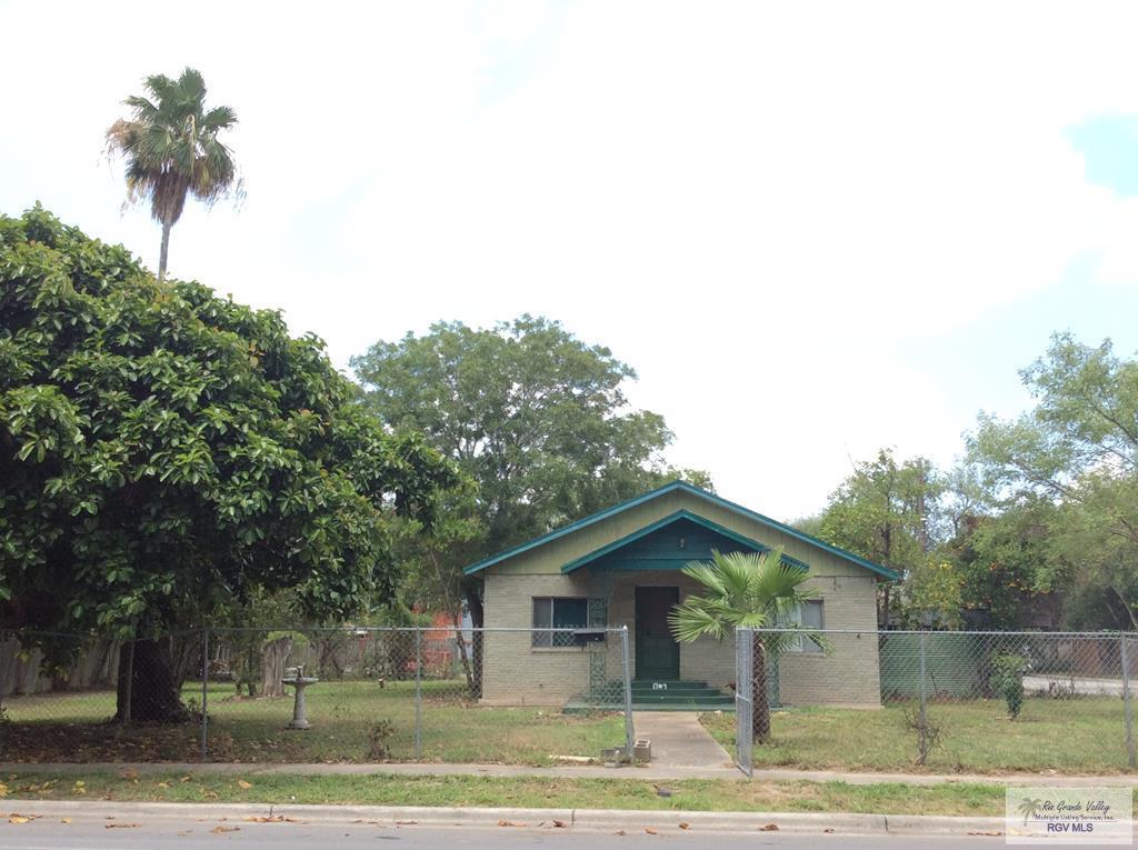 1704 Elizabeth St. - Photo 1