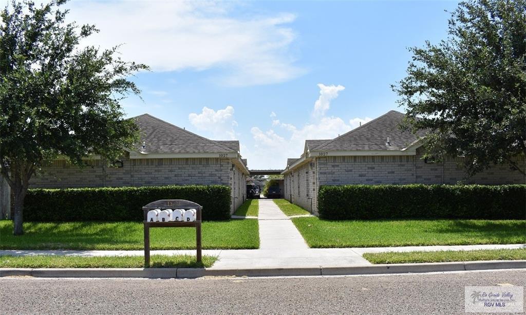 1027 English Ave - Photo 1