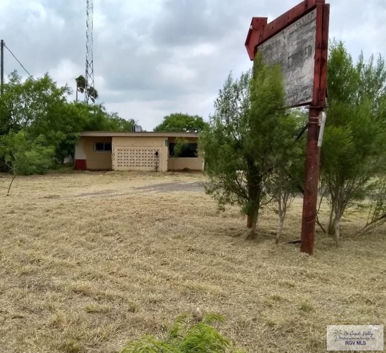 14285 Expressway 77 - Photo 1