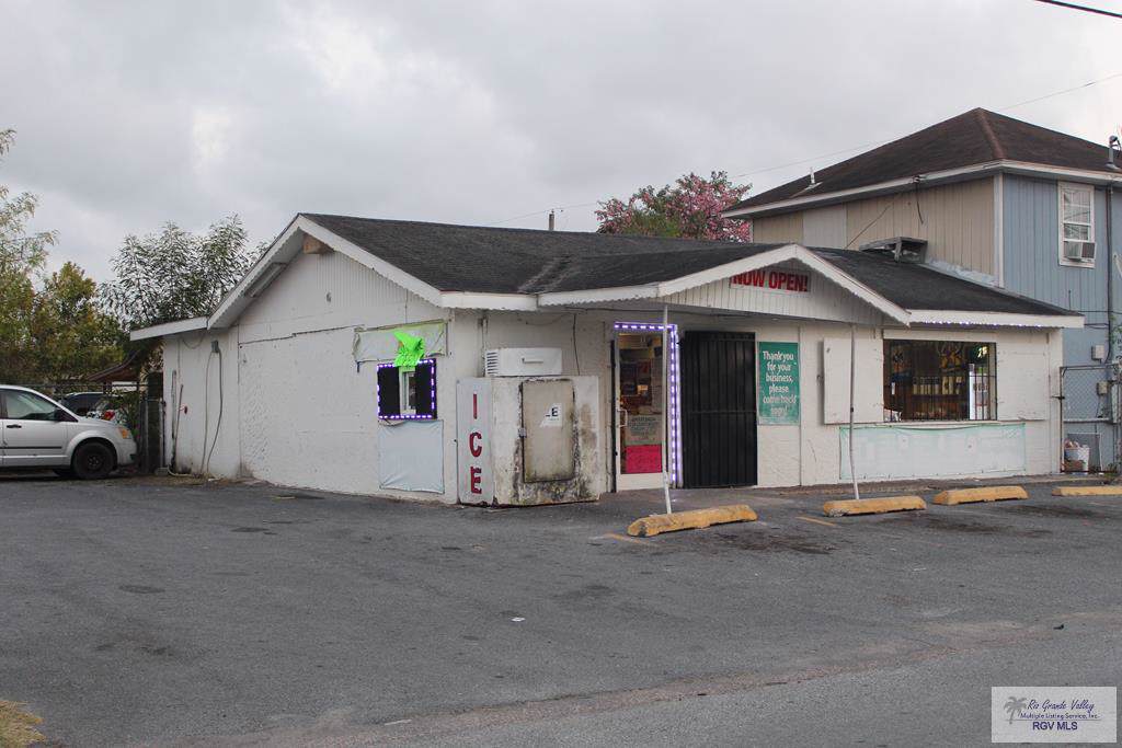 2301 Carlos Ave. - Photo 1